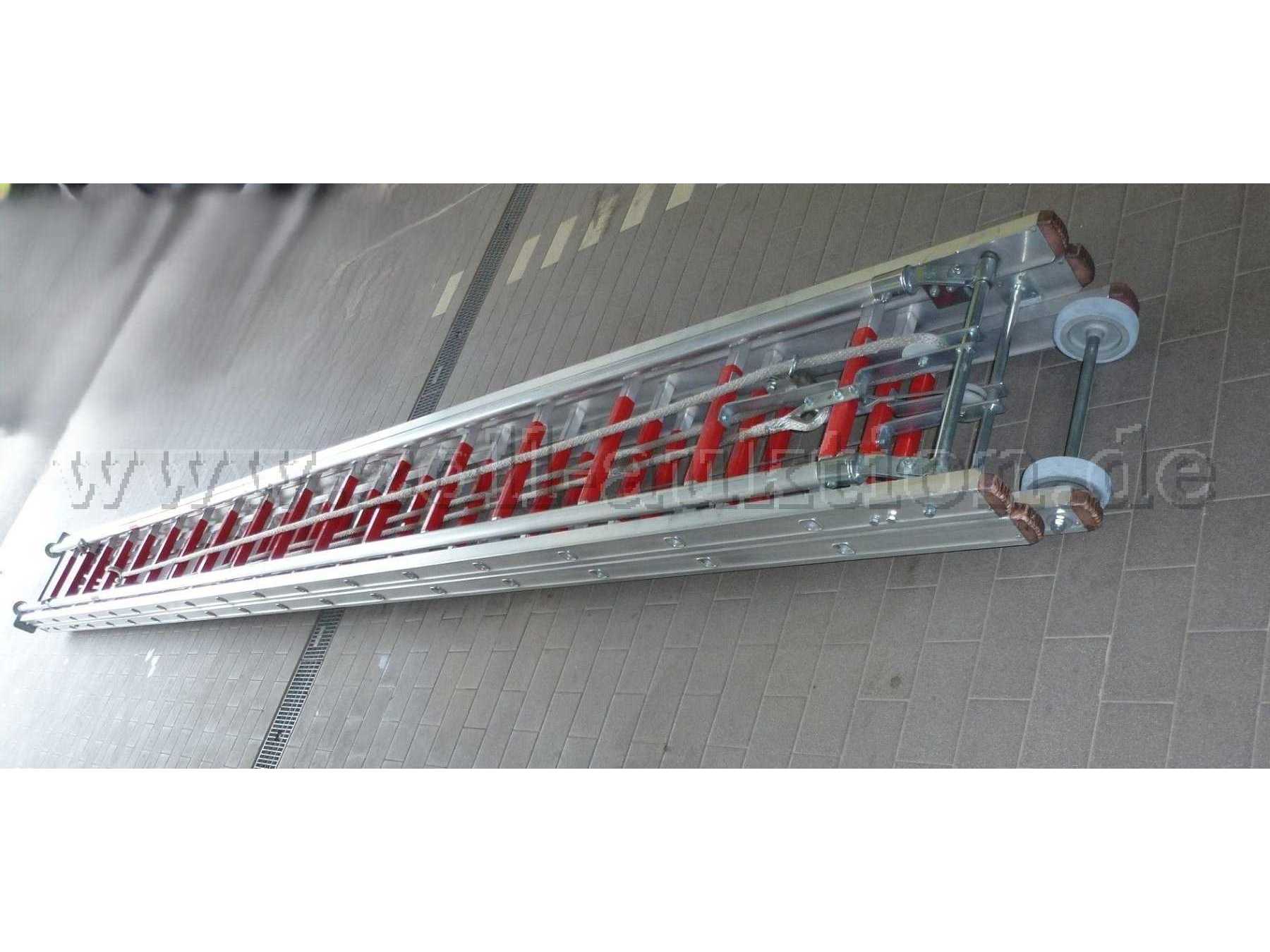 3-teilige Schiebeleiter (Feuerwehr)