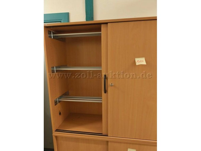 Schiebetürenschrank offen links