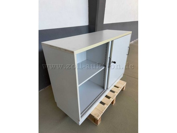 Ansicht von links geöffnet