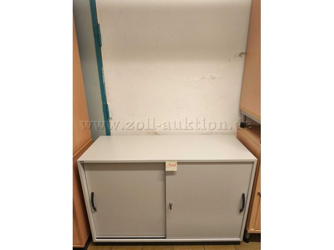 Schiebetürenschrank geschlossen