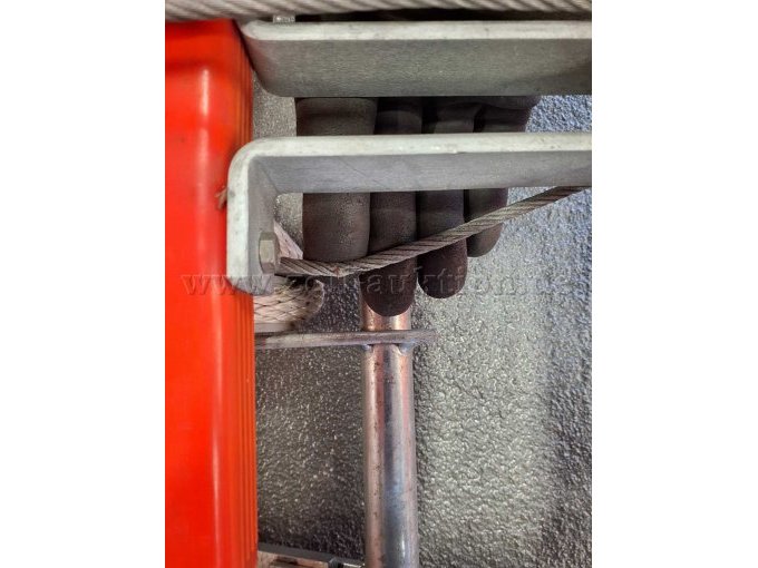 Beschädigtes Zugdrahtseil