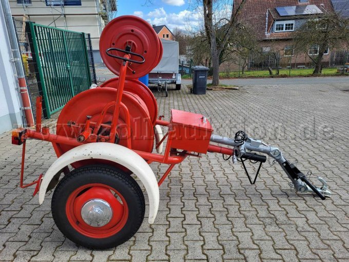 Schlauchanhänger von W. Barth, Fellbach BSA 52/II Seitenansicht