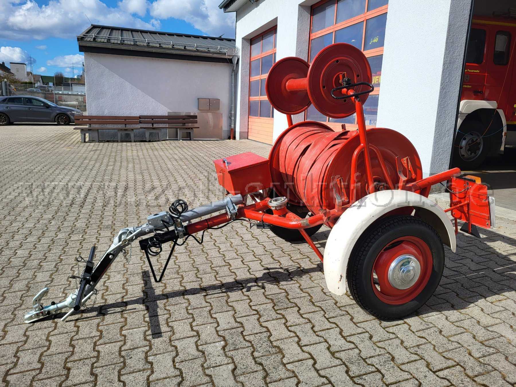 Schlauchanhänger von W. Barth, Fellbach BSA 52/II Seitenansicht