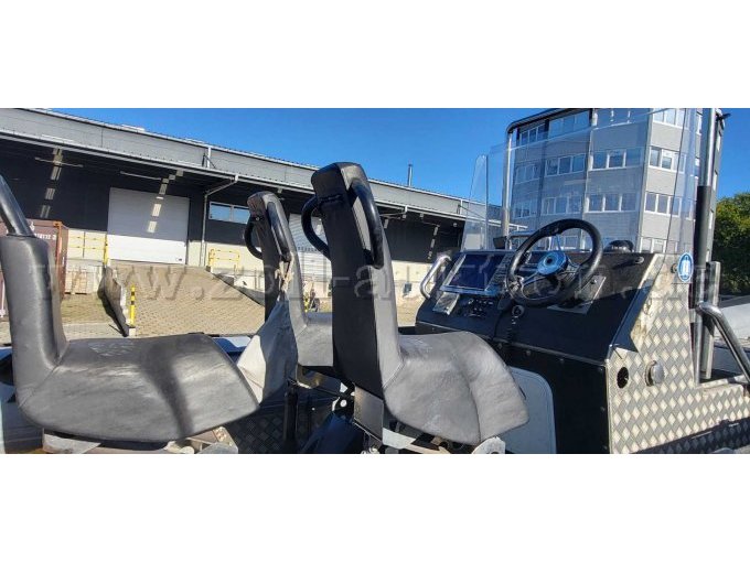 1 Schlauchboot 6.5 der Fa Deutsche Schlauchboot GmbH mit Harbeck Trailer – foto 6 – kavel bij Zoll-Auktion, Hamburg
