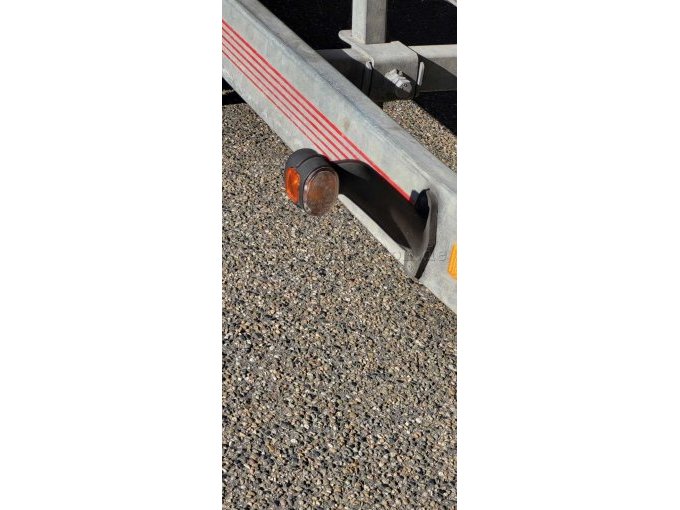 1 Schlauchboot 6.5 der Fa Deutsche Schlauchboot GmbH mit Harbeck Trailer – foto 12 – kavel bij Zoll-Auktion, Hamburg
