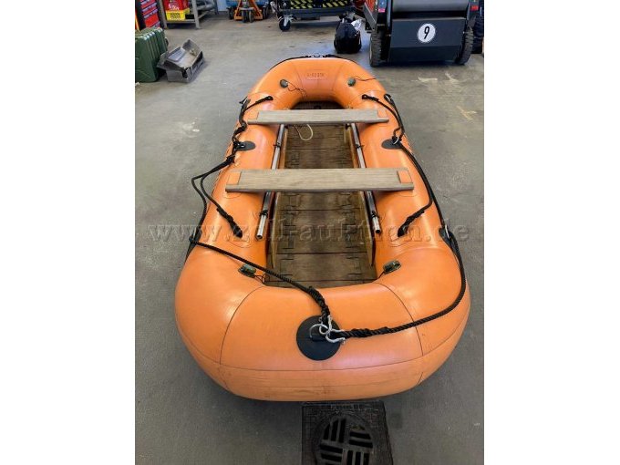 Boot von hinten
