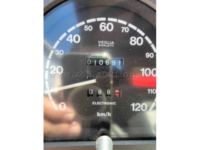 Tachometer mit KM Anzeige