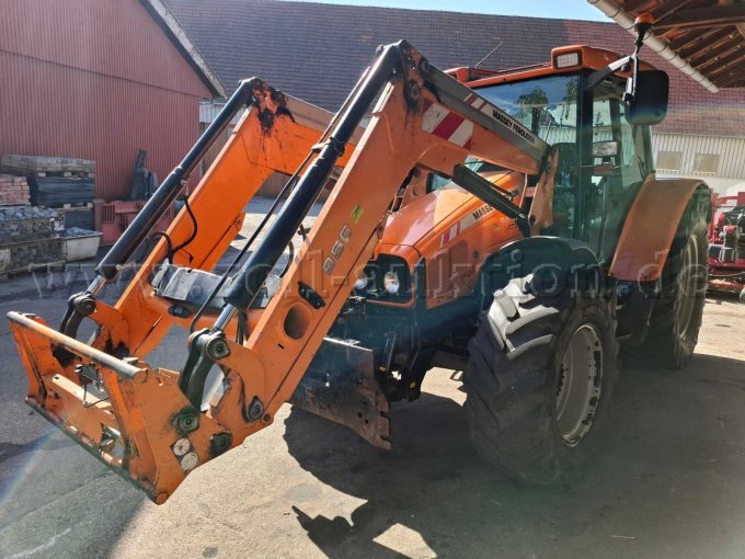 1 Schlepper Massey Ferguson 5455 mit Frontlader – foto 4 – kavel bij Zoll-Auktion, Kaisersbach