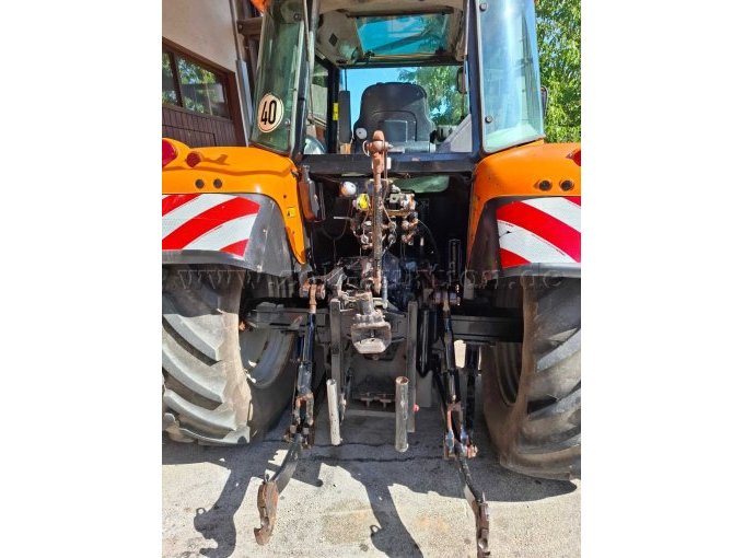 1 Schlepper Massey Ferguson 5455 mit Frontlader – foto 8 – kavel bij Zoll-Auktion, Kaisersbach