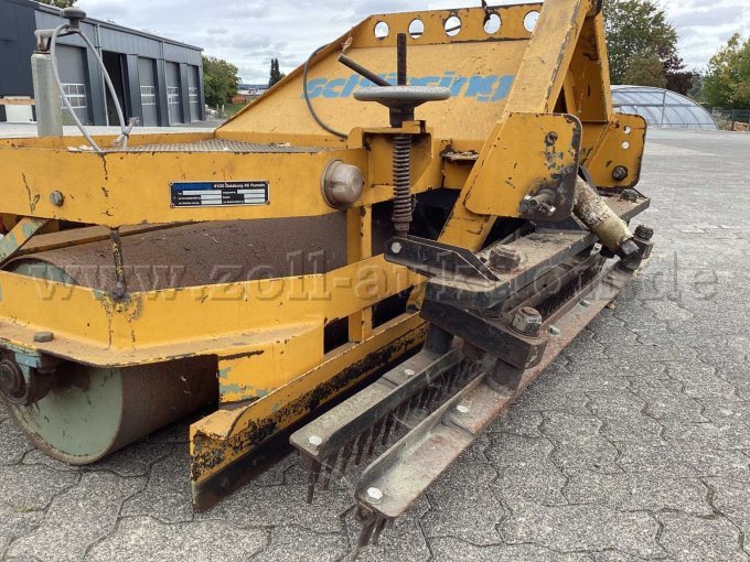 1 Schliesing-onderhoudsmachine voor harde banen, type 2000, trileg – foto 3 – kavel bij Zoll-Auktion, Winterberg