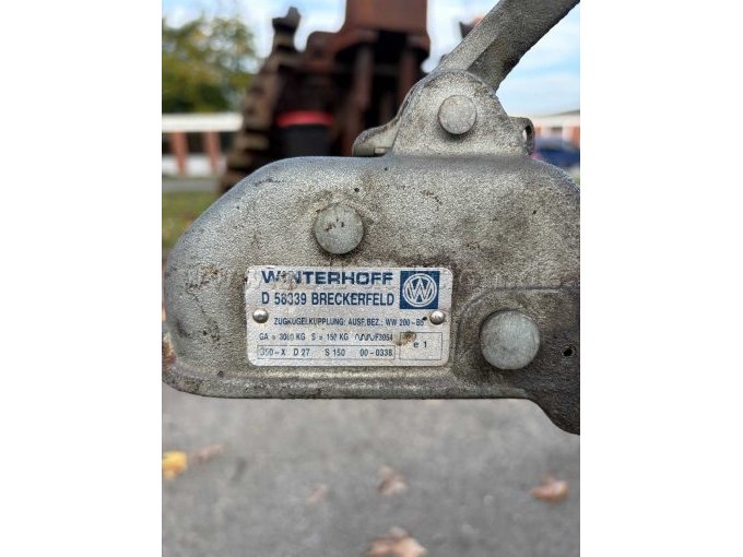 Typenschild Zugeinrichtung
