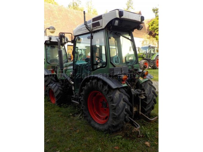 1 smalspoor-landbouwtractor Fendt 208 V Vario TMS – foto 4 – kavel bij Zoll-Auktion, Veitshöchheim