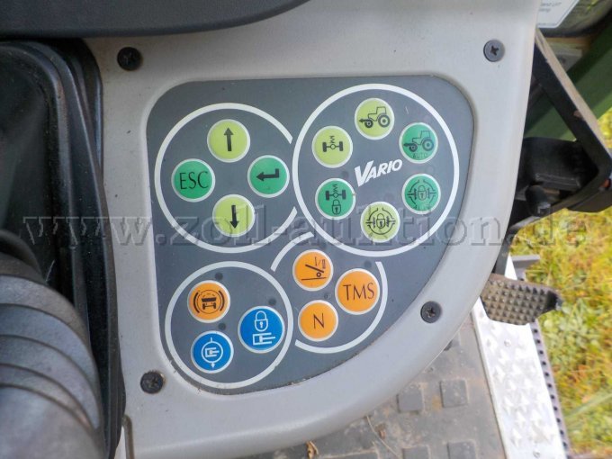 1 smalspoor-landbouwtractor Fendt 208 V Vario TMS – foto 9 – kavel bij Zoll-Auktion, Veitshöchheim
