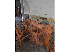 Schräg hinten