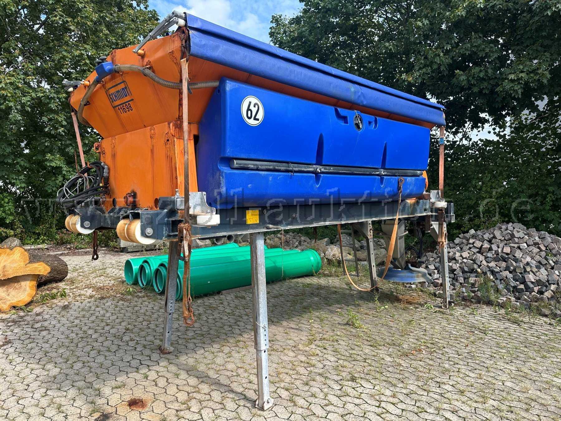 Streuer vorne von links