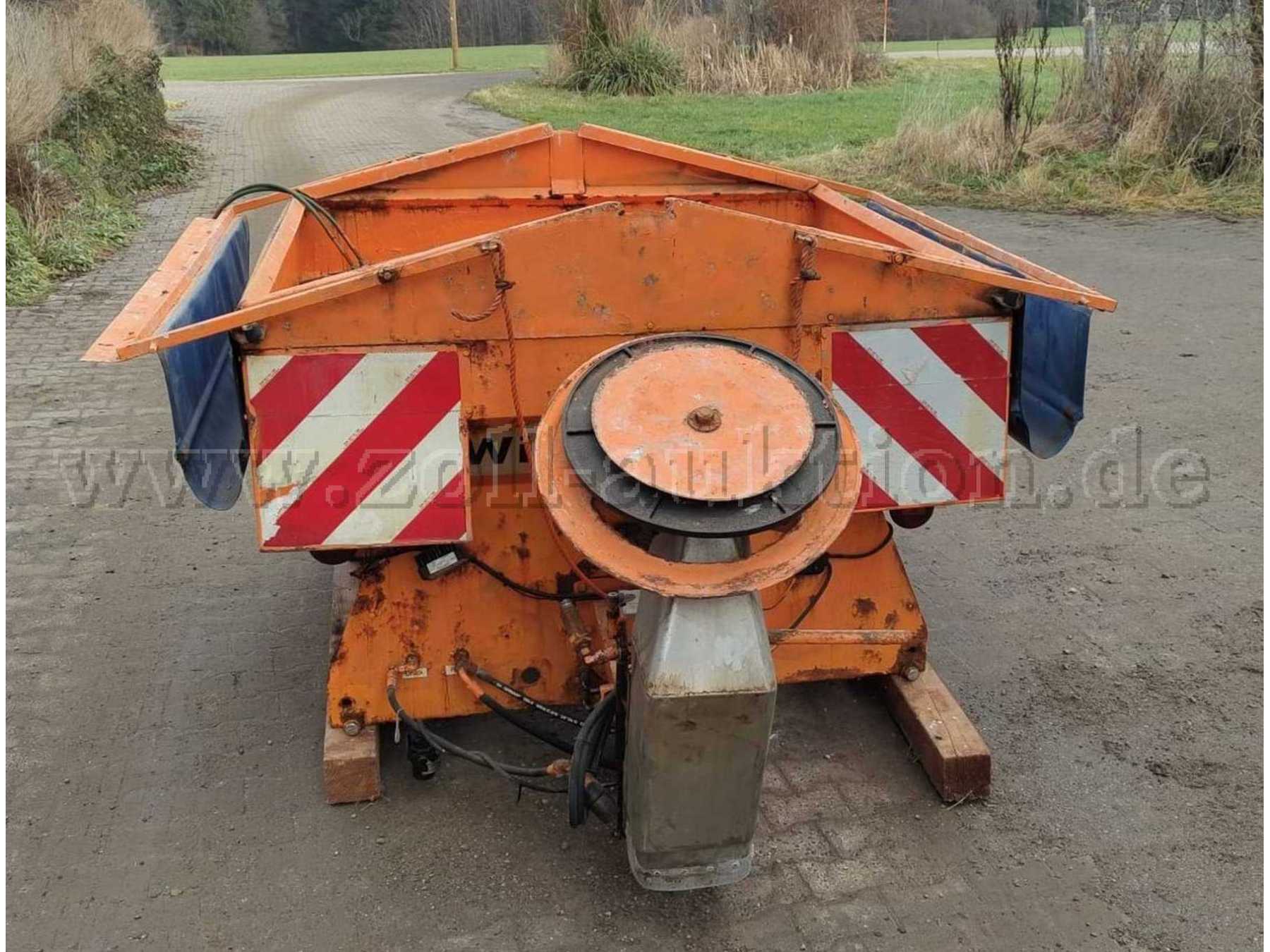 Ansicht hinten offen