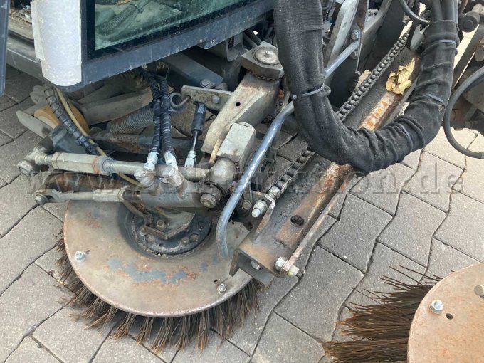 Tellerbesen