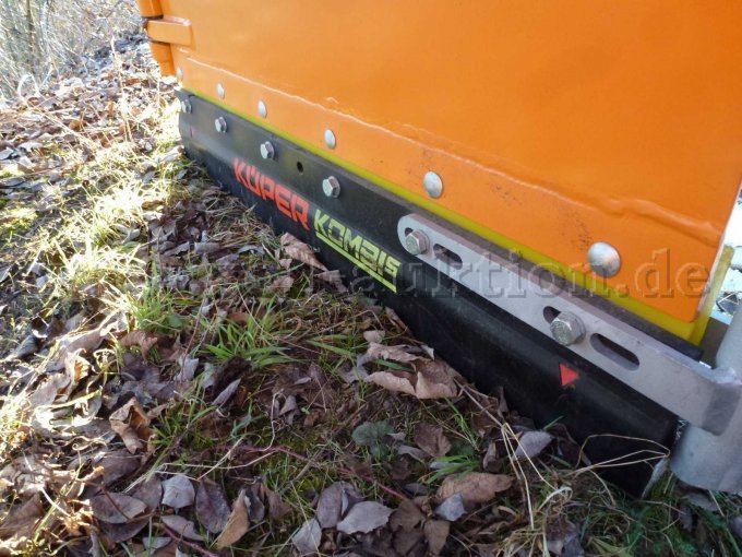 Ansicht mit Schürfleisten