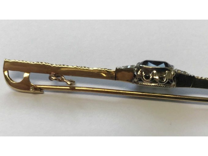 Schmuckbrosche Gold 585 mit Turmalin und Achtkantdiamanten Detail