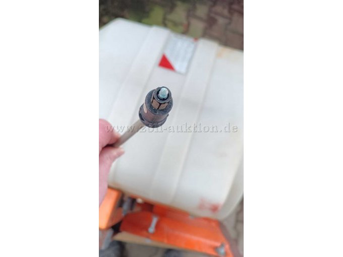 Bild Stecker für Anschluss an Traktor-Elektronik