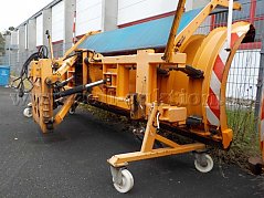 Heckansicht Schneepflug