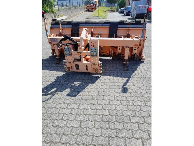 von Hinten