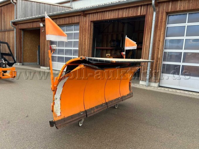 Schneepflug vorne rechts