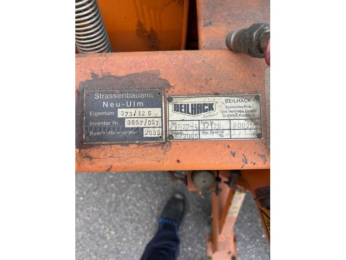 Schneepflug Typenschild