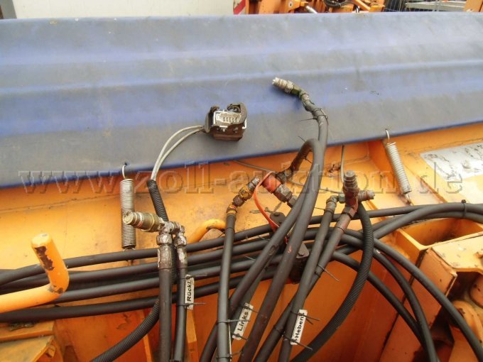 Hydraulikanschlüsse, Stromanschluss
