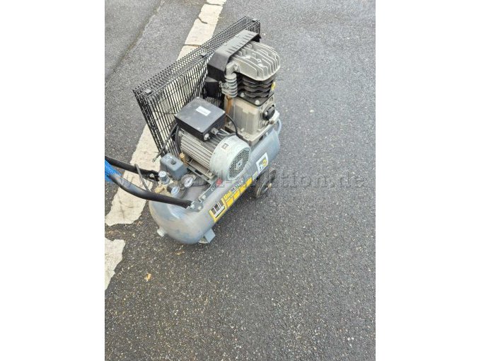 Kompressor Seitlich