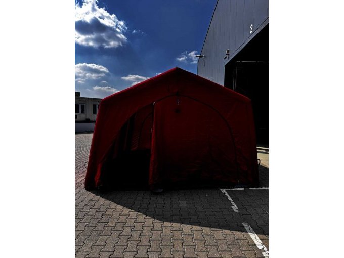 Frontansicht mit Eingang