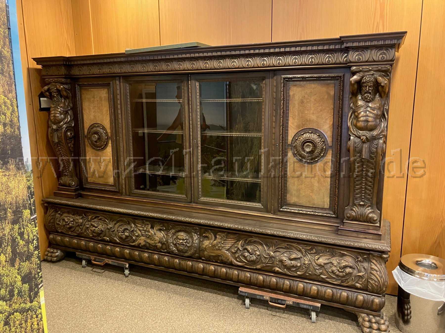 Schrank geschlossen