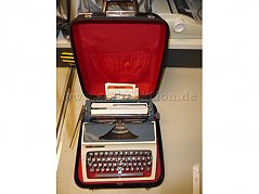 Schreibmaschine Daro Erika Modell 32