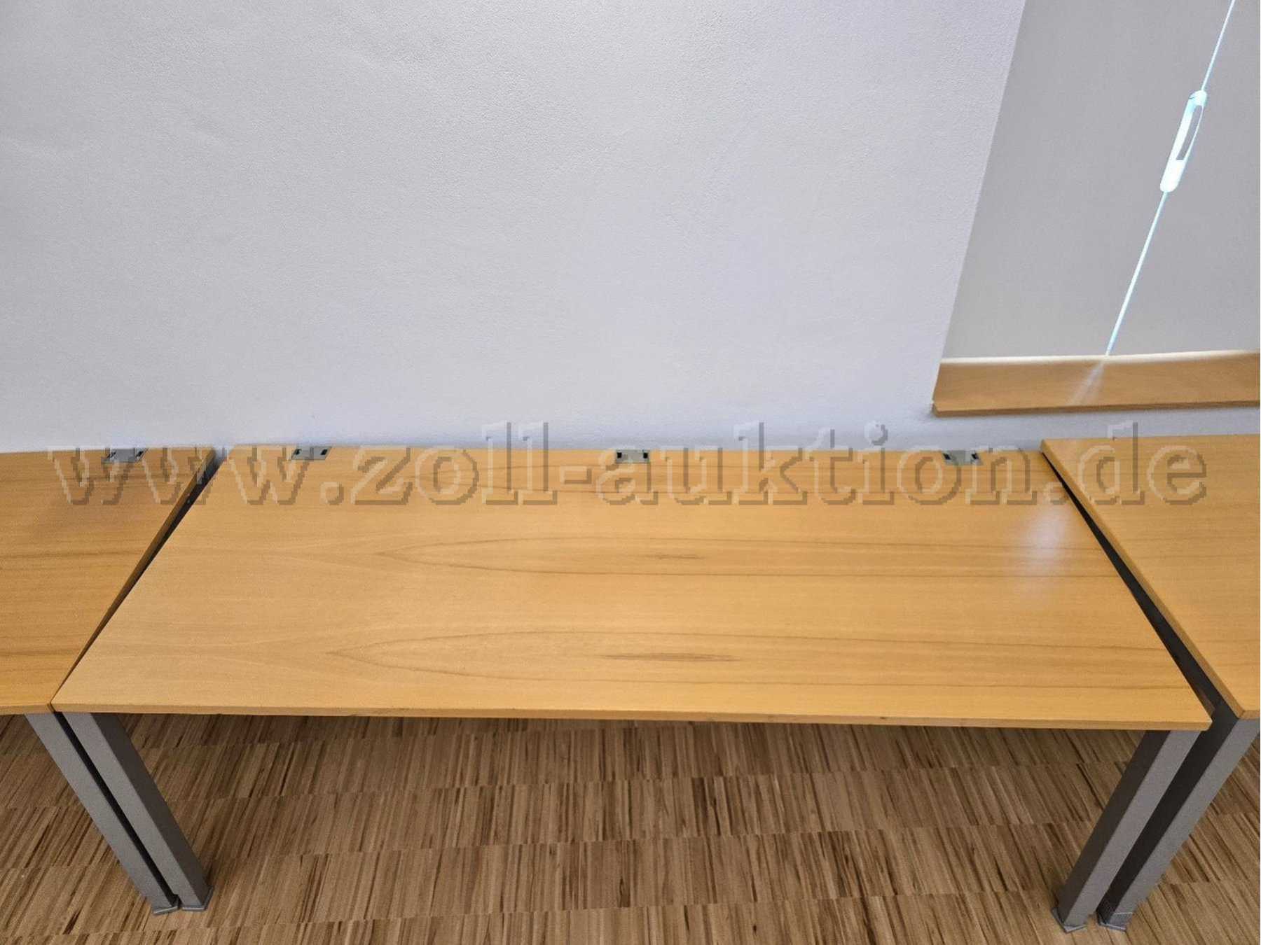 Ansicht Schreibtisch