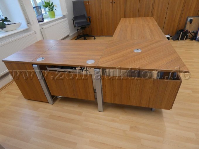 1 Schreibtisch-Kombination mit Standcontainer, Regal und Stehpult von Palmberg – foto 2 – kavel bij Zoll-Auktion, Dippoldiswalde