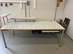Schreibtisch3