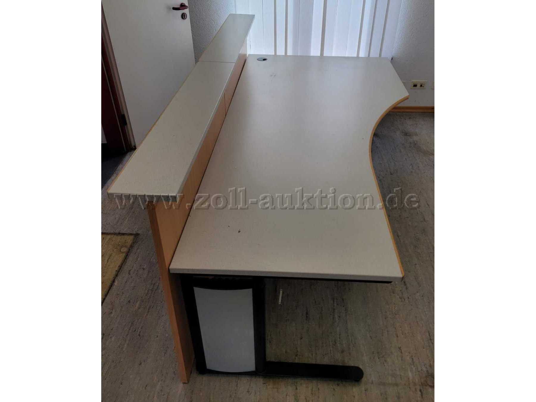 Seitenansicht kurze Seite