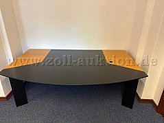 Gesamtansicht Schreibtisch