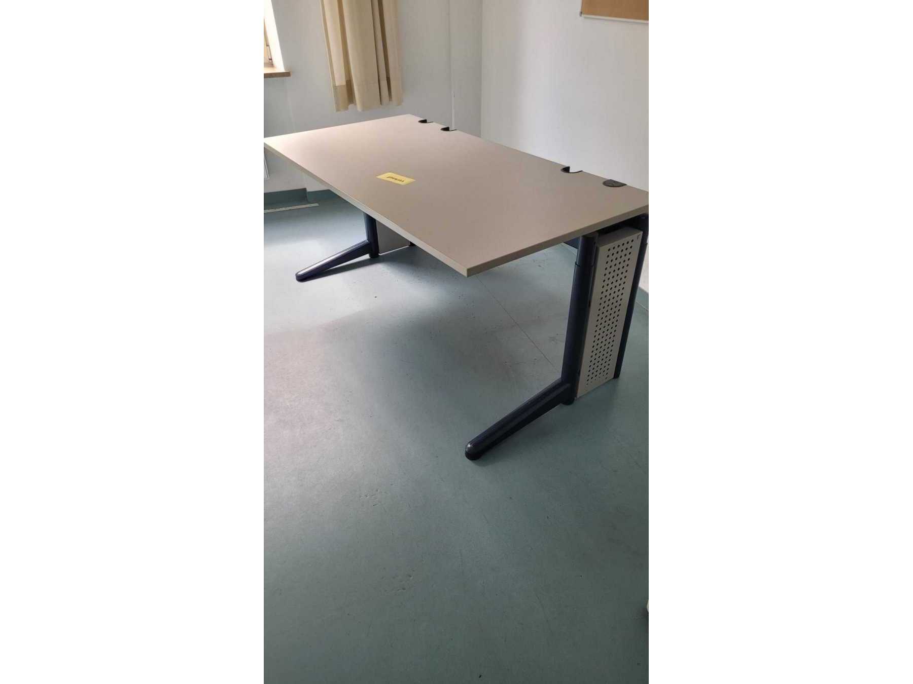 vorne