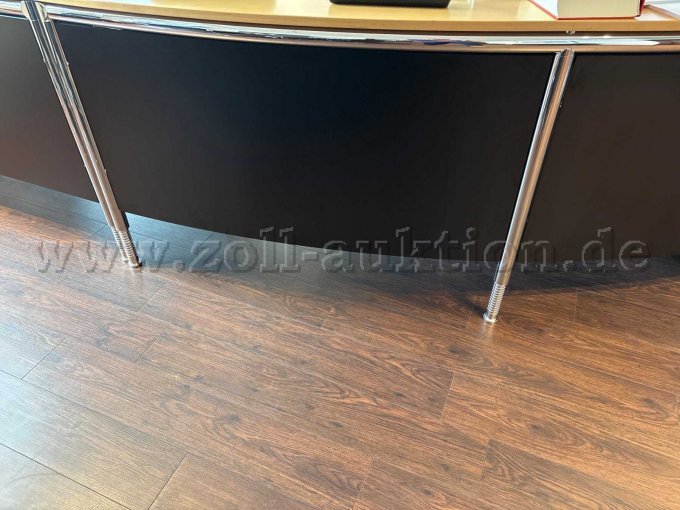 Ansicht Vorderseite Fußraumblende