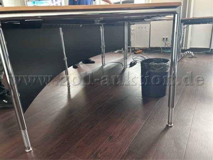 Seitliche Gesamtansicht Unterseite