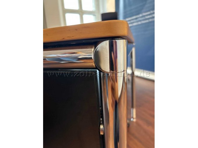 Detailansicht Tischgestell/Tischplatte