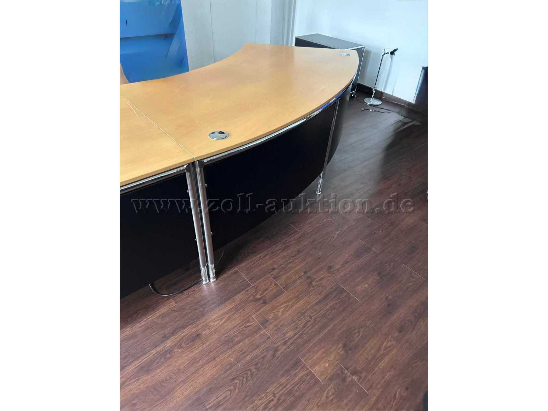 Seitliche Vorderansicht