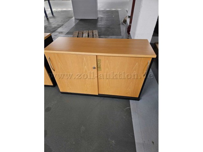 Schiebetürenschrank