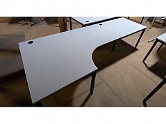 Ansicht Tischkombi lichtgrau vorne seitlich