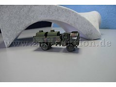 Schuco Tank-Lkw Bundeswehr MAN 5t gl KAT1, 1:87 Ansicht von der Seite