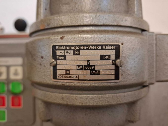 Typenbezeichnung Motor