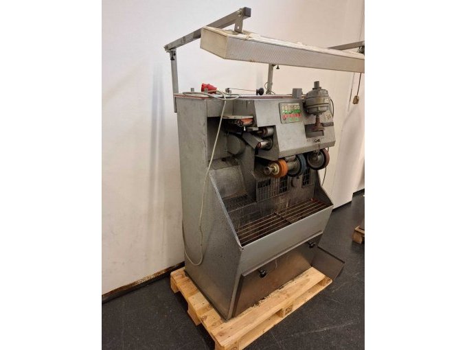 seitliche Gesamtansicht