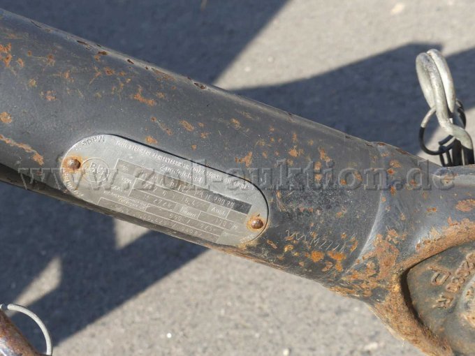 Typschild Zugeinrichtung