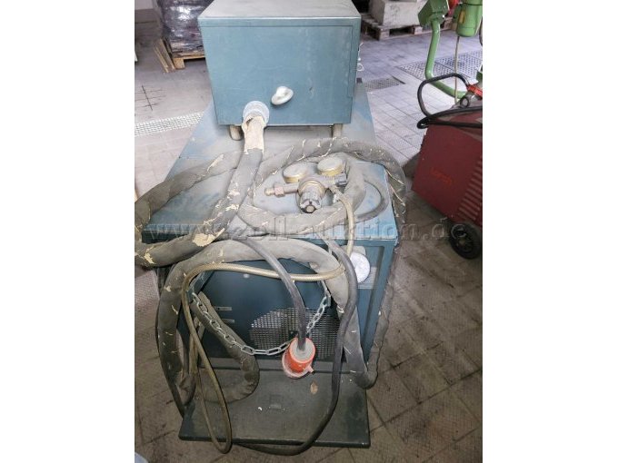 rückwärtige Ansicht Schweißgerät